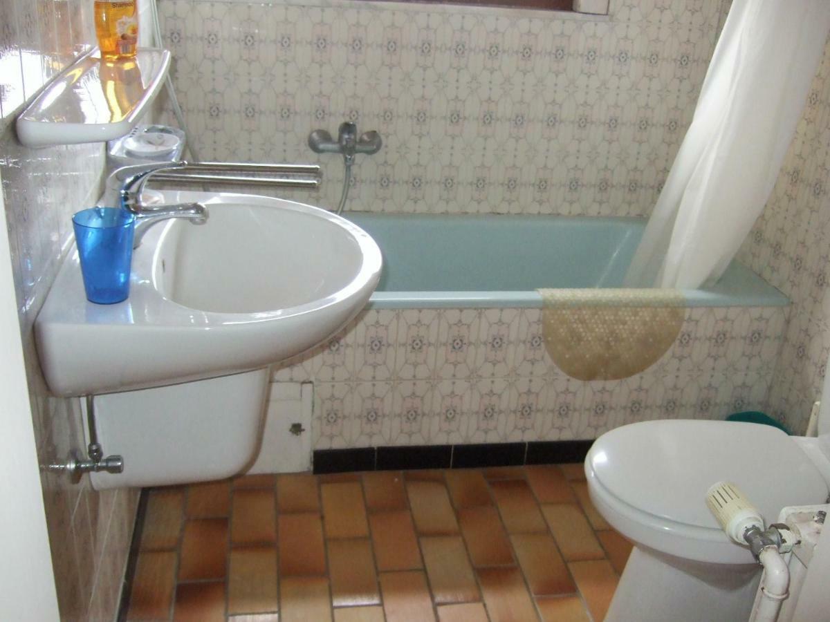 Guestrooms Bij Het Station Van Drongen เกนต์ ภายนอก รูปภาพ
